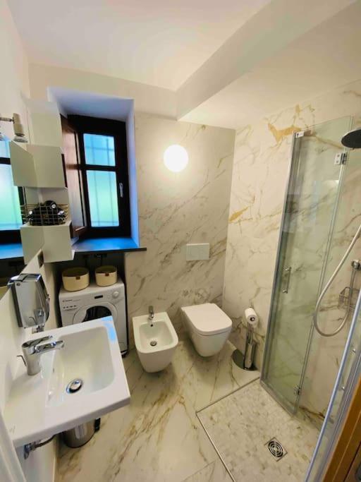 Casa Macrino Apartment Alba Екстер'єр фото
