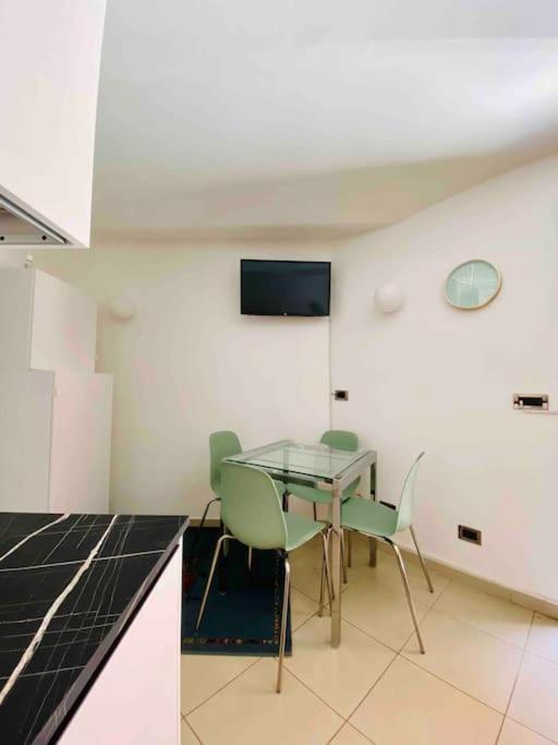 Casa Macrino Apartment Alba Екстер'єр фото